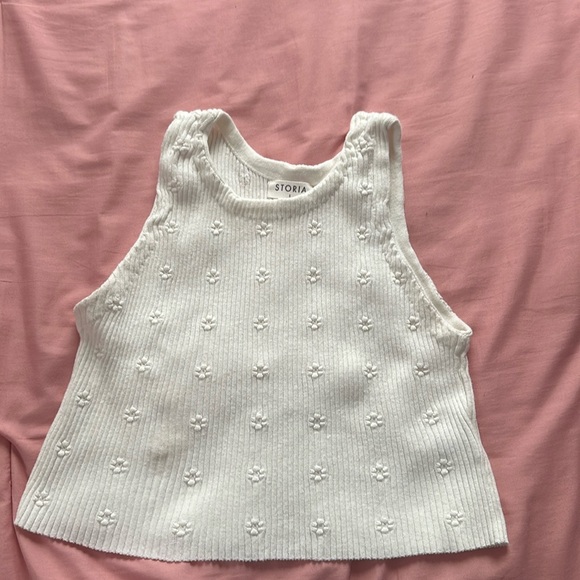 Storia Tops - cute white STORIA corp top